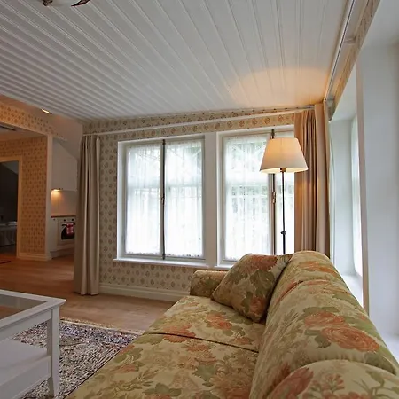 Pargimaja Apartments Kuressaare Room photo